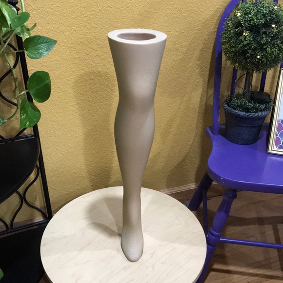 Hosiery Leg Display Self Standing 26” tall - Picture 4 of 7